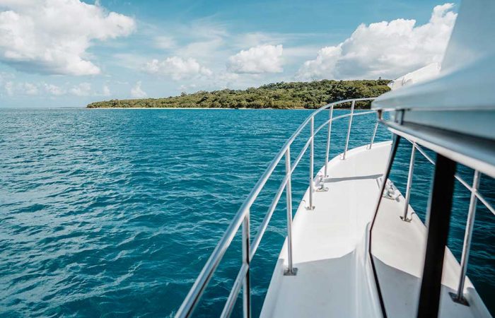 remote island liveaboard fishing vanuatu
